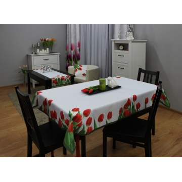 Ubrus N72 Tulipány